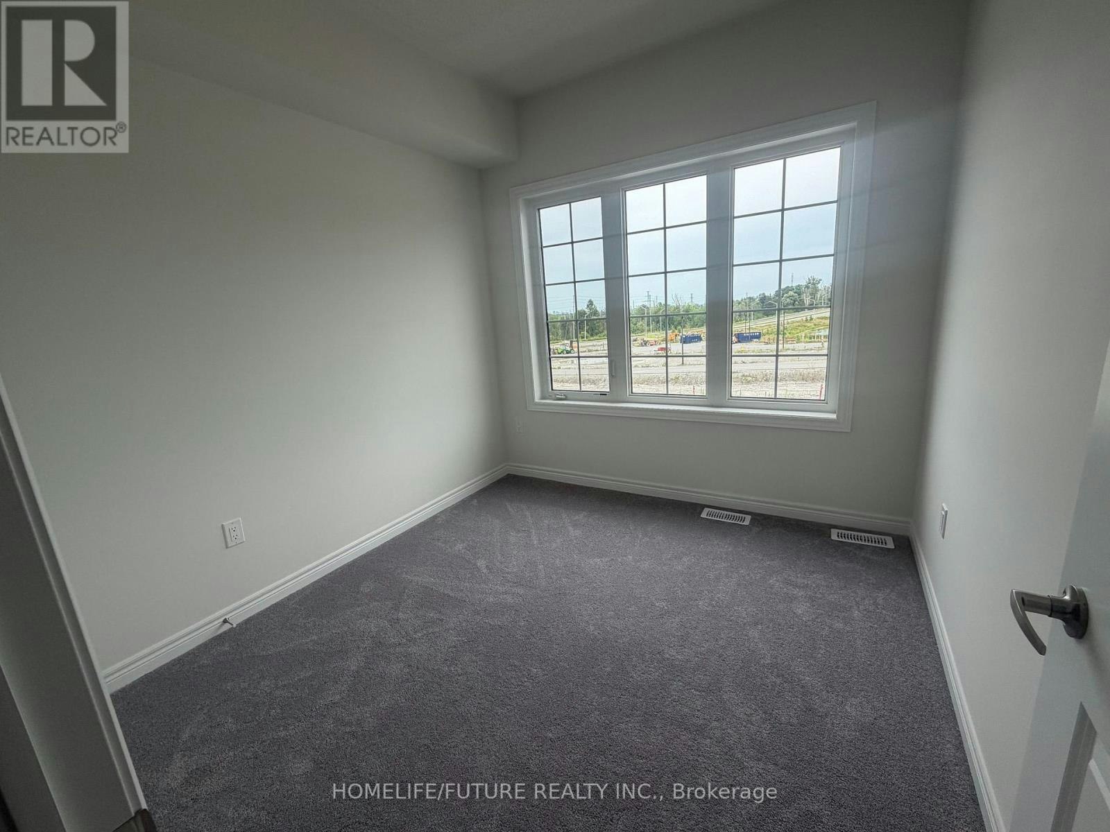 1230 Elizabeth Mackenzie Drive, Pickering, ON, L1X 0S2 - 6