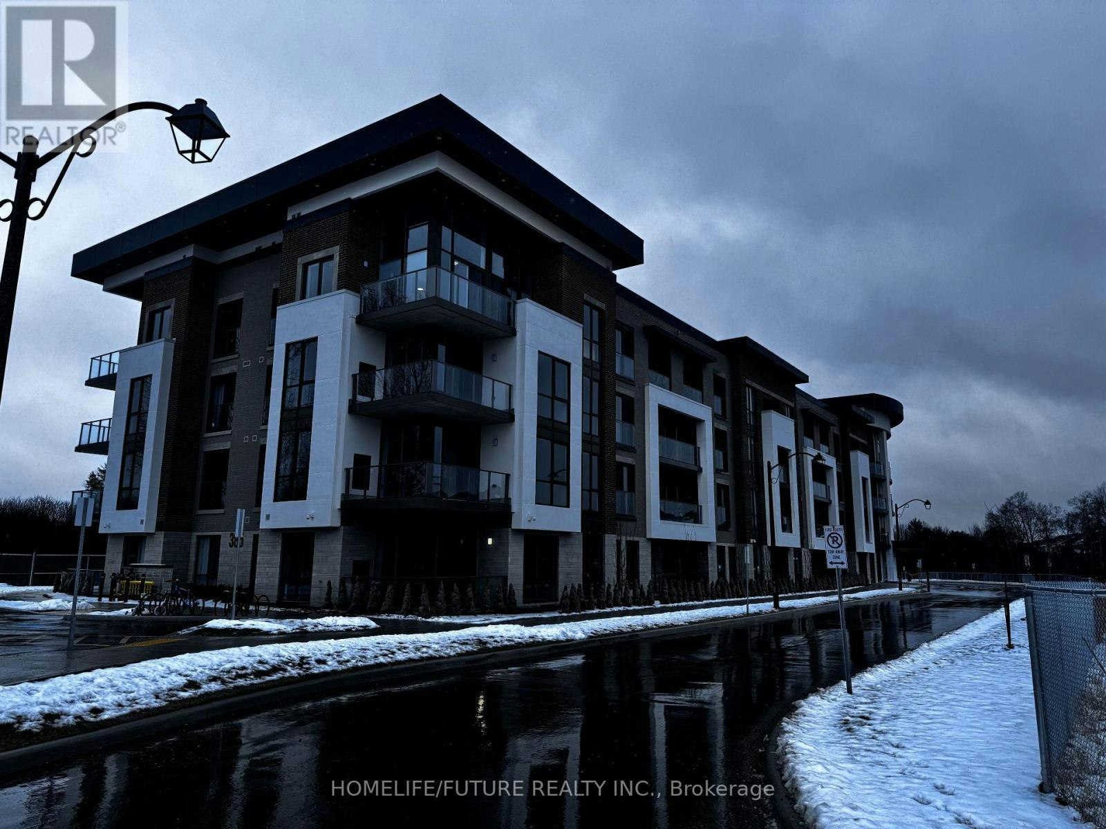 203-385 Arctic Red Drive, Oshawa, ON, L1L 0H8 - 2