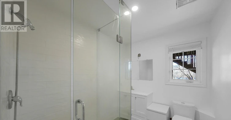 BASEMENT-97 Franklin Street, Newmarket, ON, L3Y 4A5 - 9