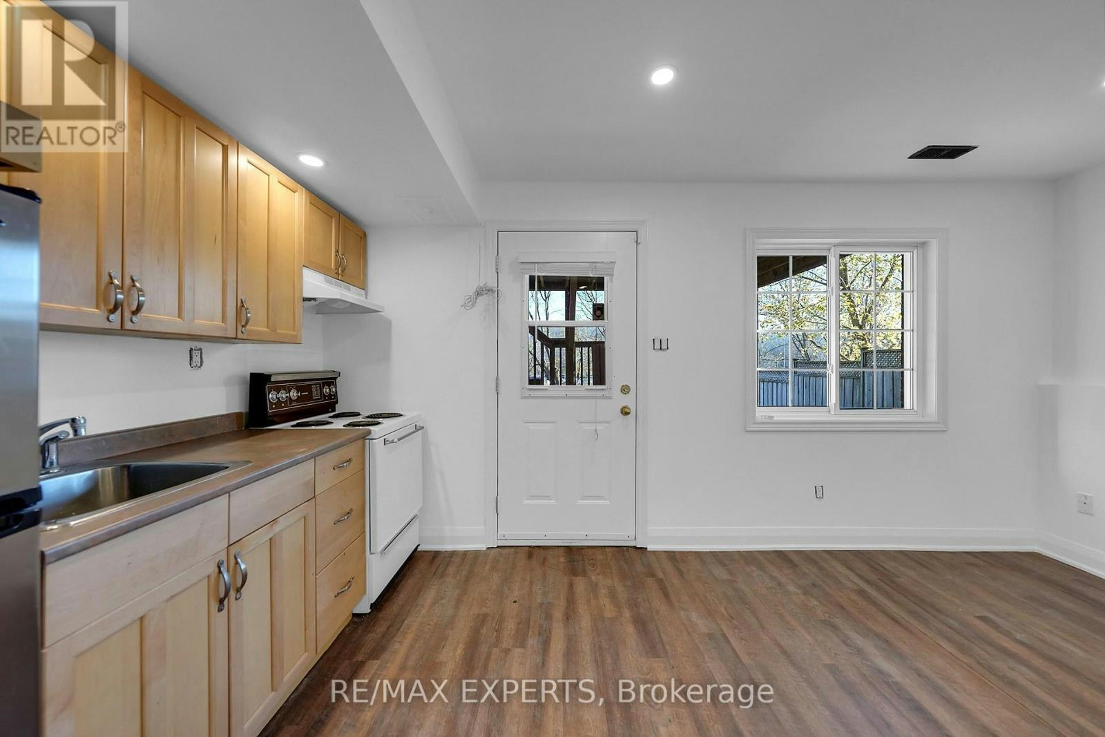 BASEMENT-97 Franklin Street, Newmarket, ON, L3Y 4A5 - 4
