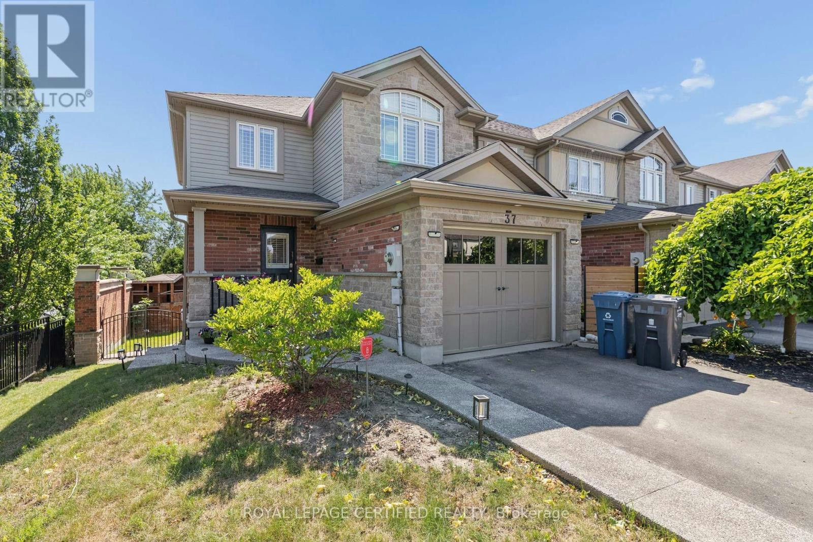 37 Wilkie Crescent, Guelph, ON, N1L 0B1 - 2