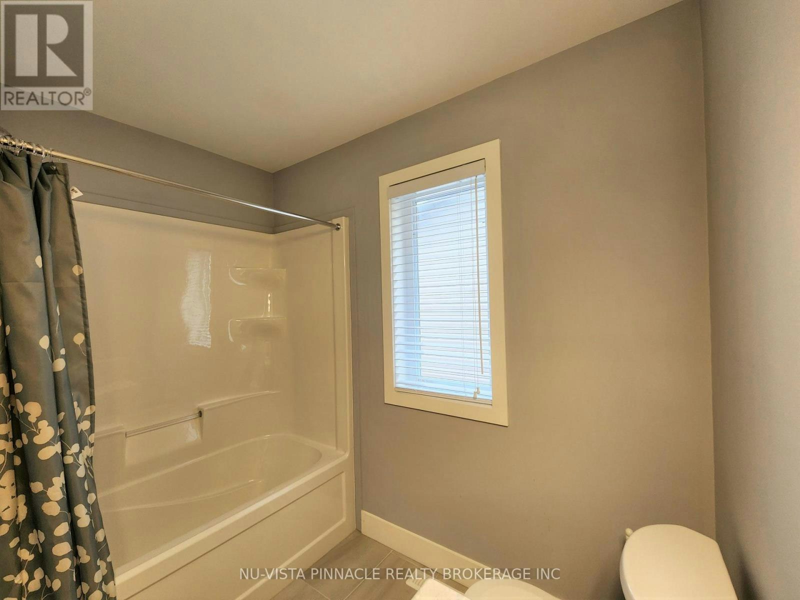 2424 Irish Moss Road, London, ON, N6M 0H6 - 33