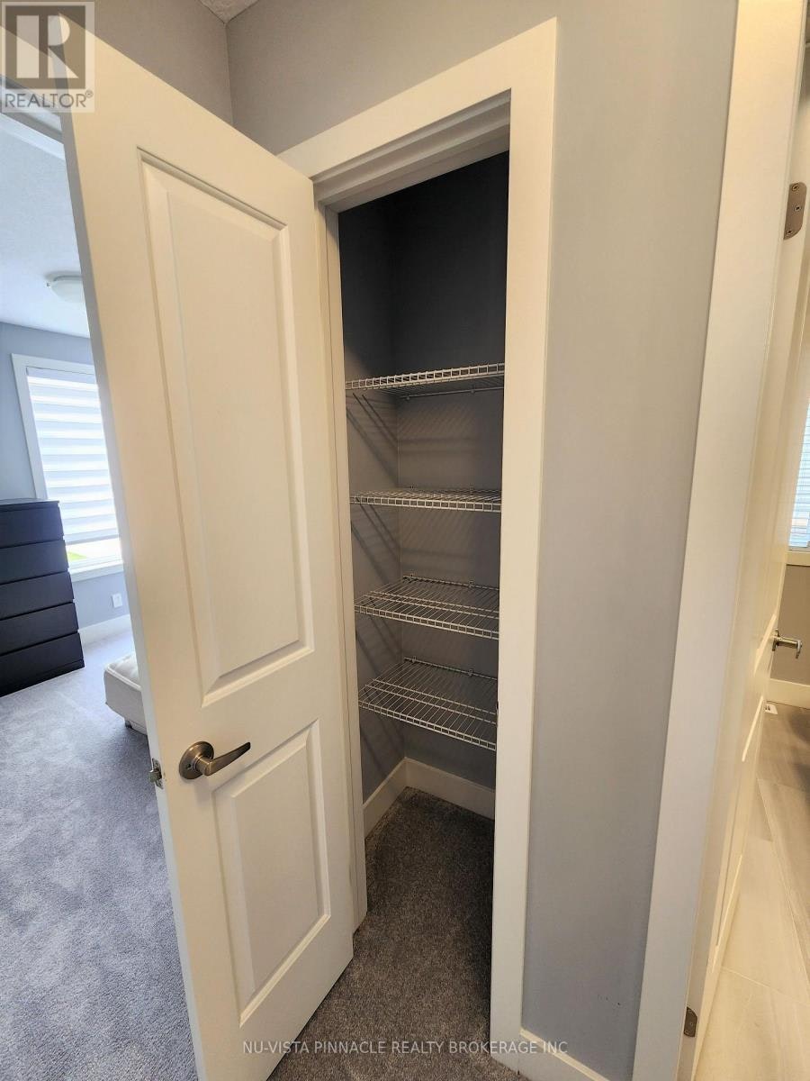 2424 Irish Moss Road, London, ON, N6M 0H6 - 34