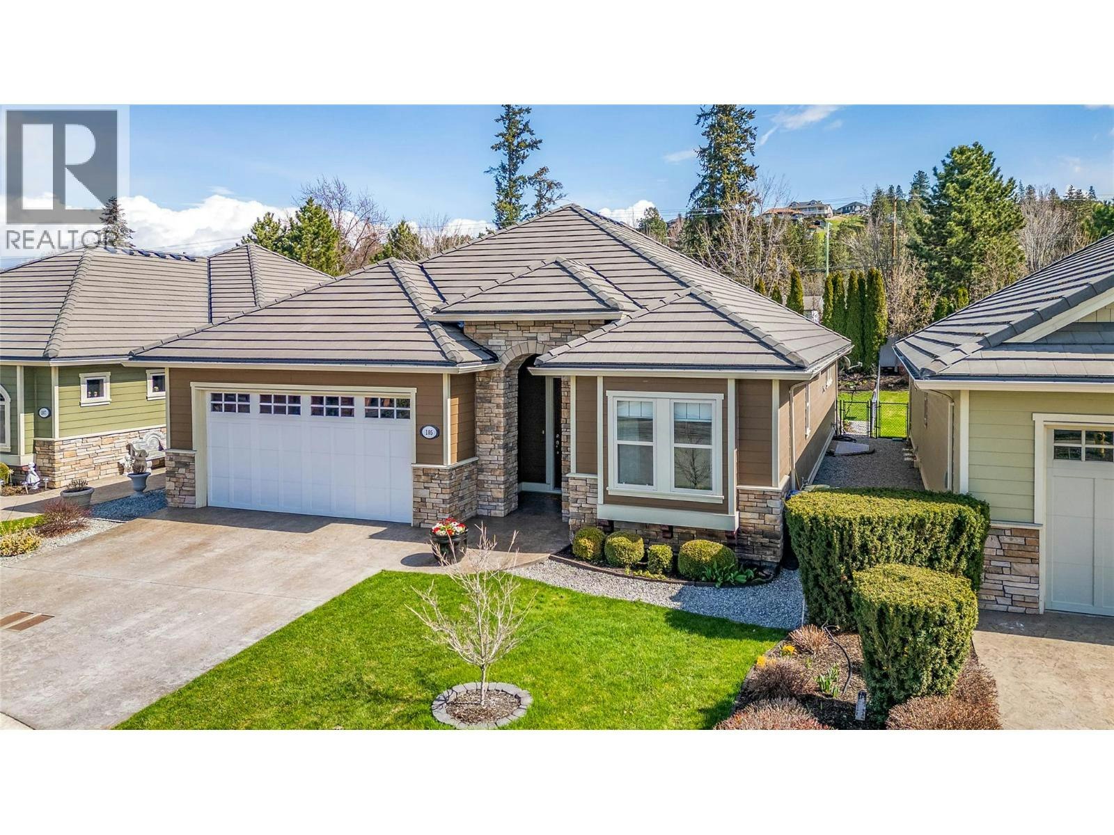 105-4450 Gordon Drive, Kelowna, BC, V1W 1T1