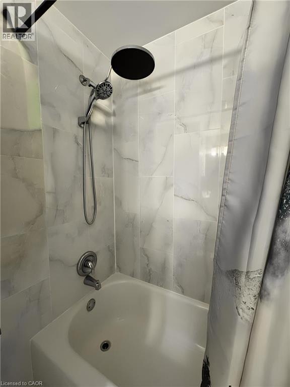 J-655 Albert Street, Waterloo, ON, N2L 3V5 - 3