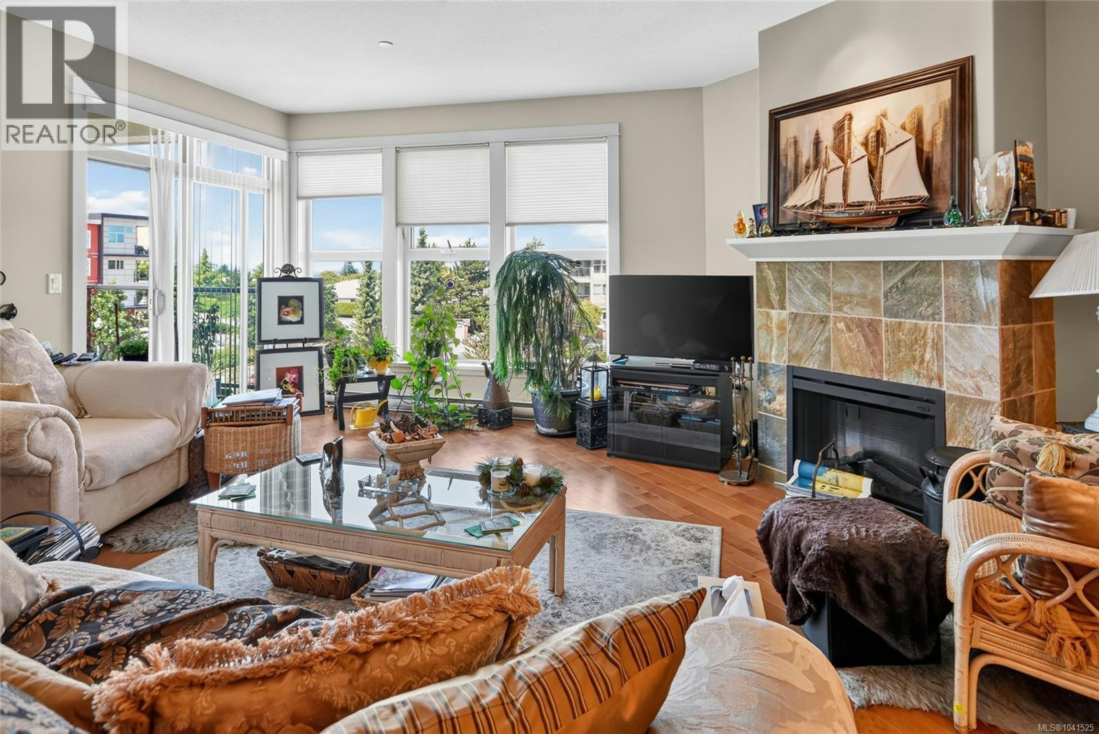 321-6310 Mcrobb Avenue, Nanaimo, BC, V9V 1W8