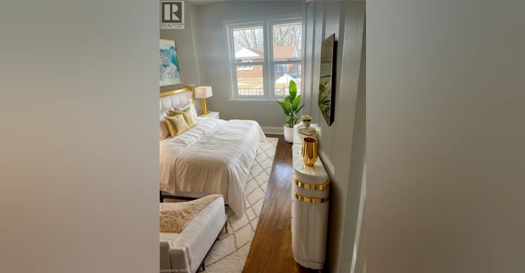 Upper-147 Hexam Street, Cambridge, ON, N3H 4A1