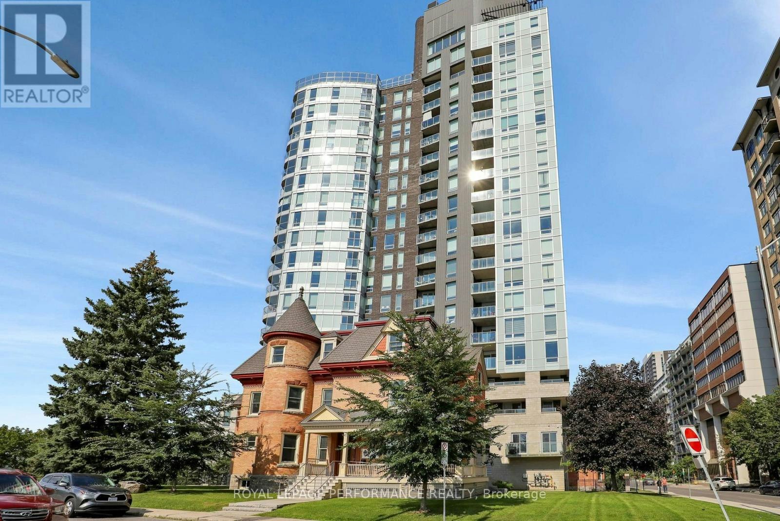 1502-428 Sparks Street, Ottawa, ON, K1R 0B3
