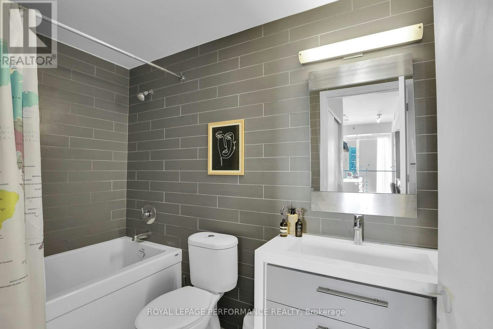 1502-428 Sparks Street, Ottawa, ON, K1R 0B3 - 18