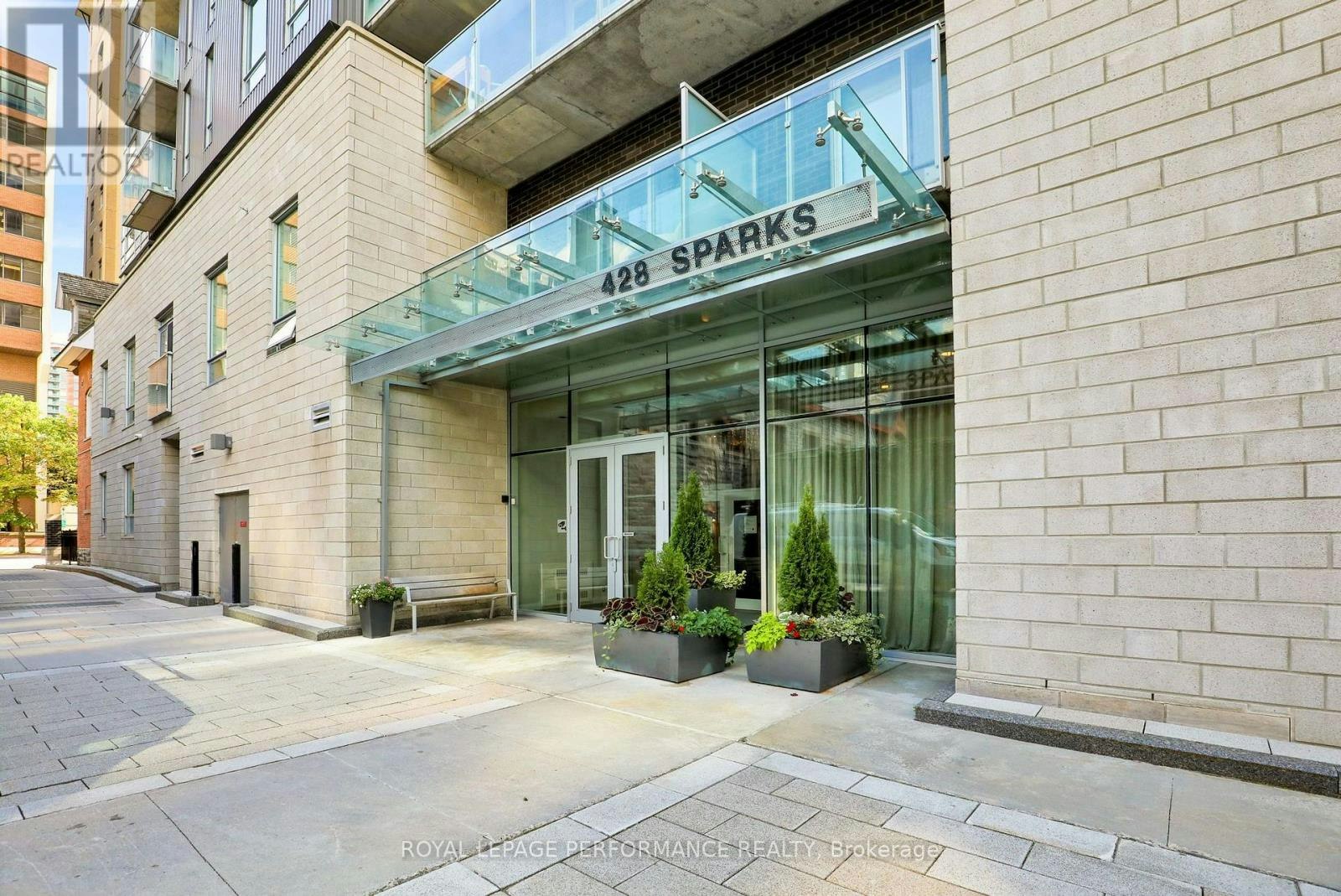 1502-428 Sparks Street, Ottawa, ON, K1R 0B3 - 4