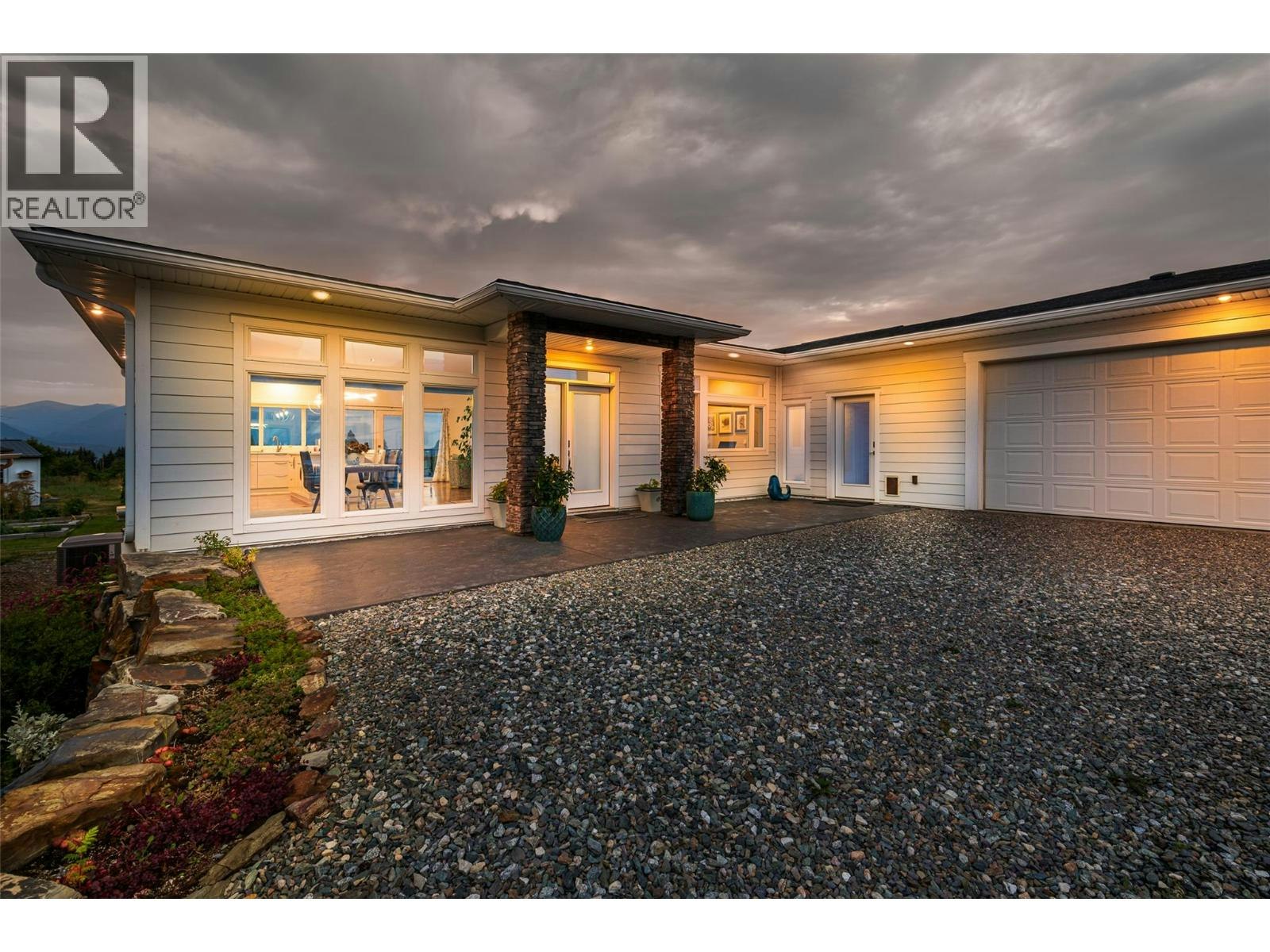 717 S 25th Avenue, Erickson, BC, V0B 1G1