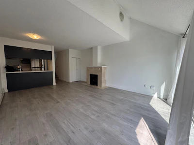 78-17714 60 Avenue - 4