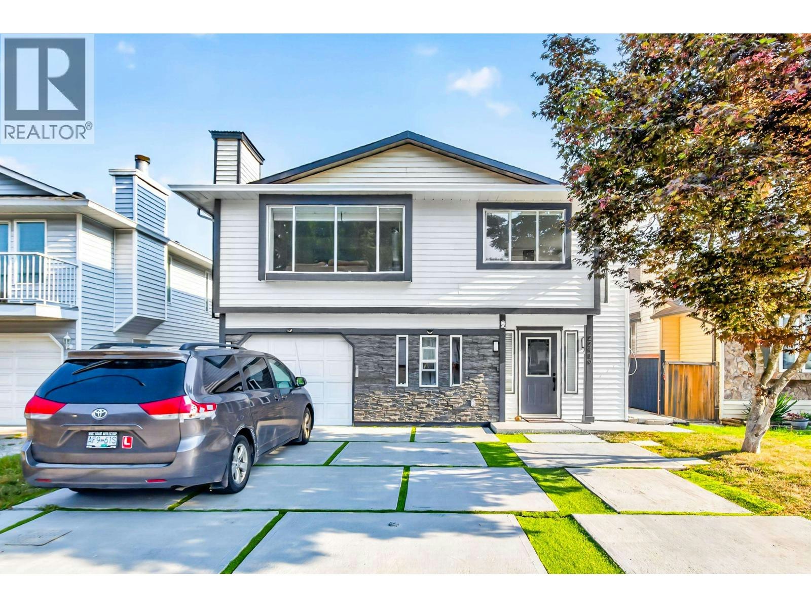 22419 125 Avenue, Maple Ridge, BC, V2X 9N8