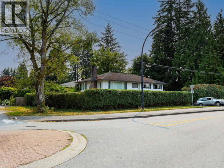 22026 122nd Avenue, Maple Ridge, BC, V2X 3X3 - 24