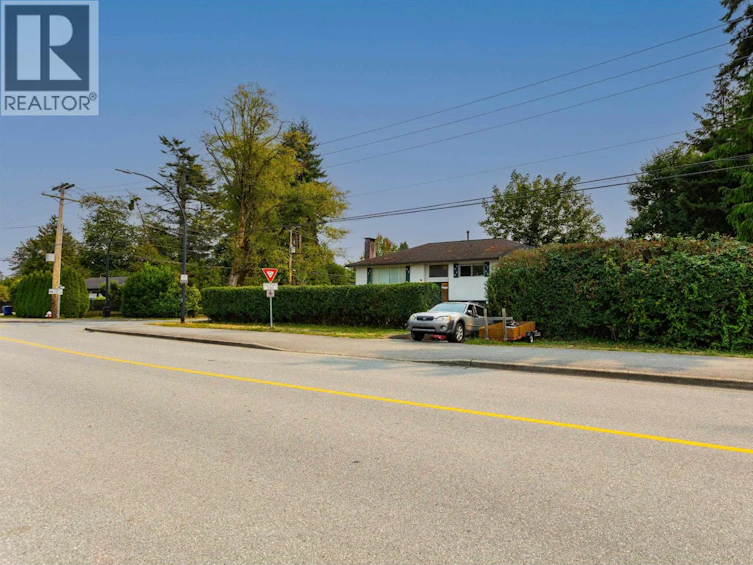 22026 122nd Avenue, Maple Ridge, BC, V2X 3X3 - 3