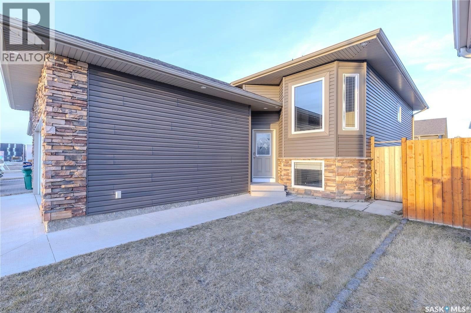 254 Macinnes Street, Saskatoon, SK, S7T 0T2