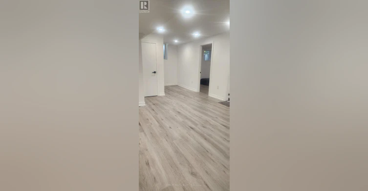 1574 Highbrook Avenue, Mississauga, ON, L5M 4W1 - 5