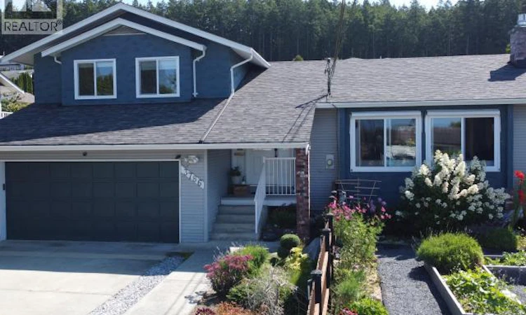 3786 Quadra Avenue