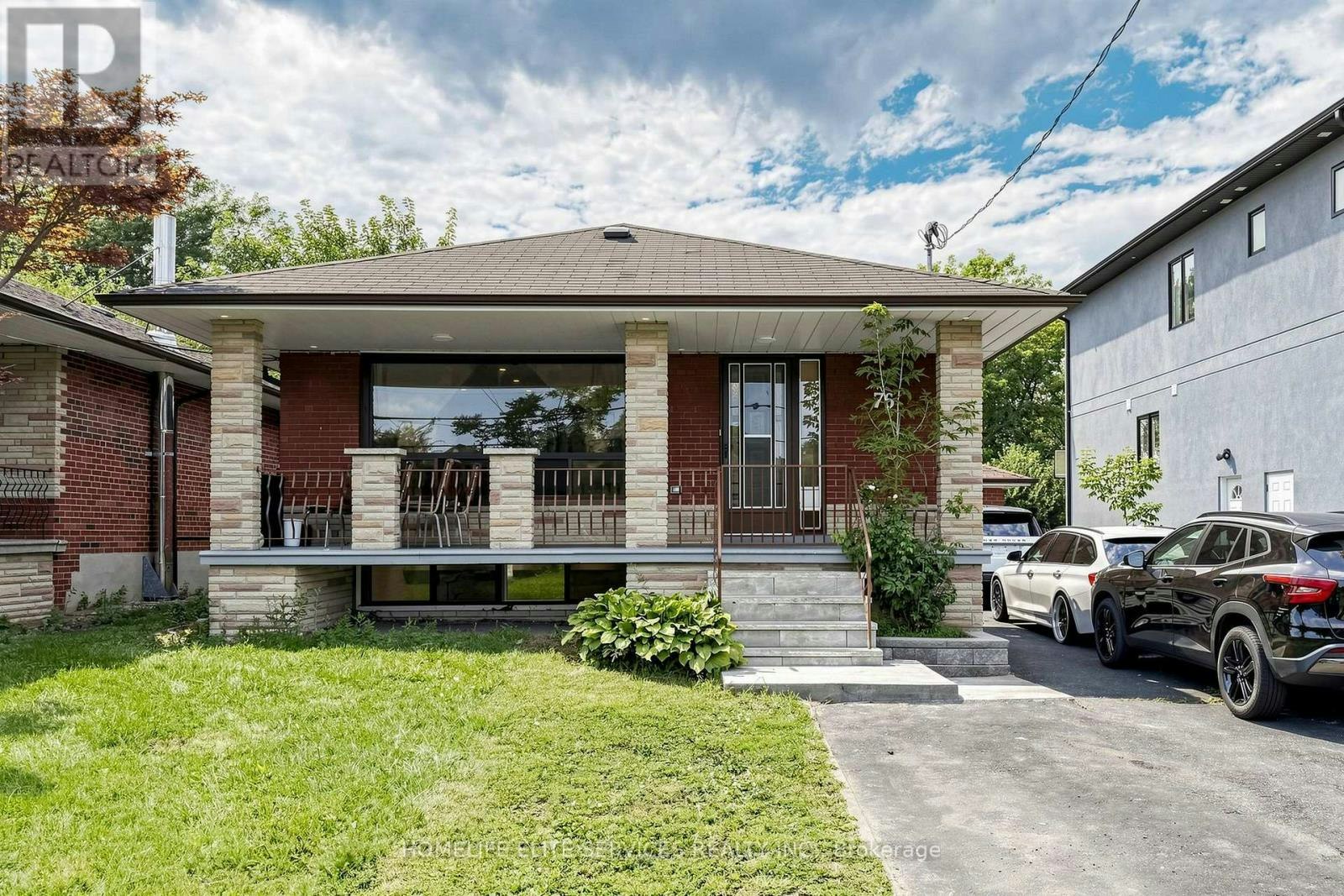 76 Gooderham Drive, Toronto, ON, M1R 3G7