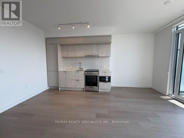 5009-448 Burnhamthorpe Road W, Mississauga, ON, L5B 0R4 - 5