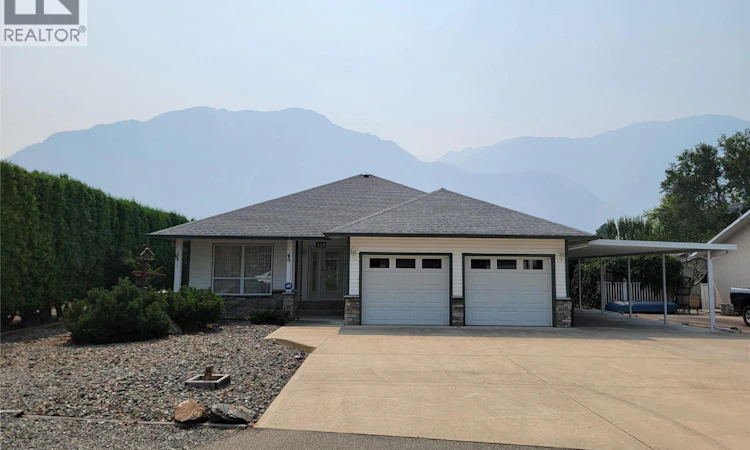 423 Vanderlinde Drive