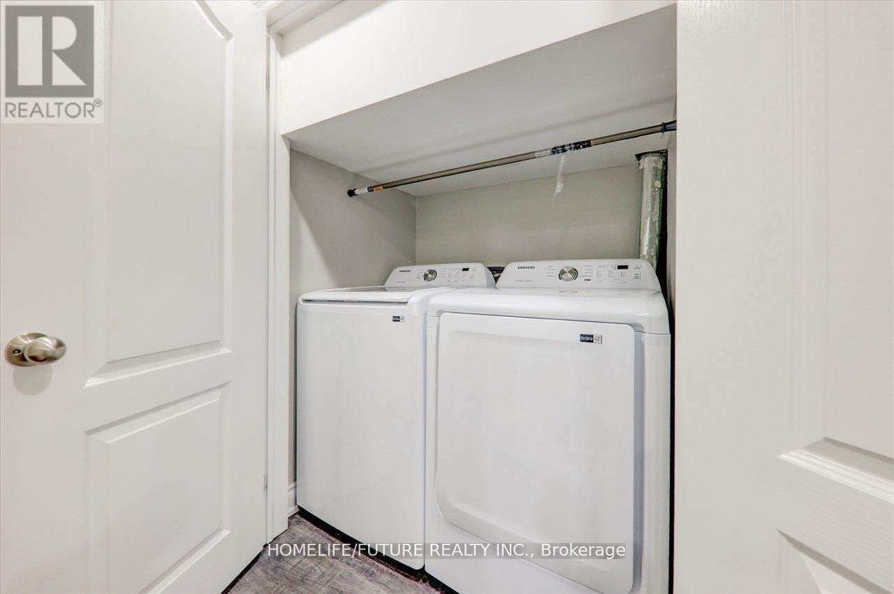 BSMT-939 Miller Park Avenue, Bradford West Gwillimbury, ON, L3Z 0L6 - 15