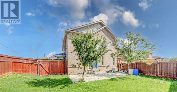 BSMT-939 Miller Park Avenue, Bradford West Gwillimbury, ON, L3Z 0L6 - 18