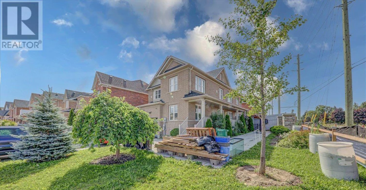 BSMT-939 Miller Park Avenue, Bradford West Gwillimbury, ON, L3Z 0L6 - 3