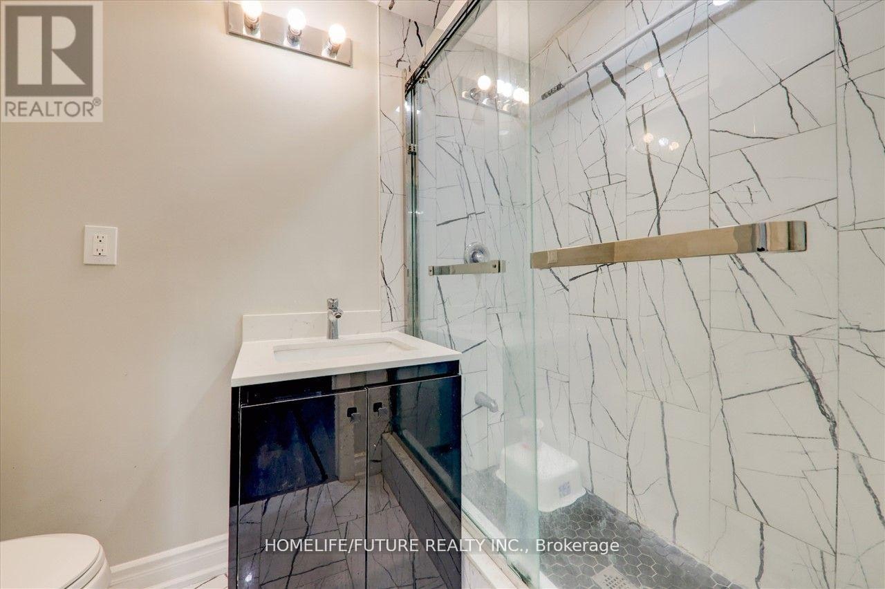 BSMT-939 Miller Park Avenue, Bradford West Gwillimbury, ON, L3Z 0L6 - 14