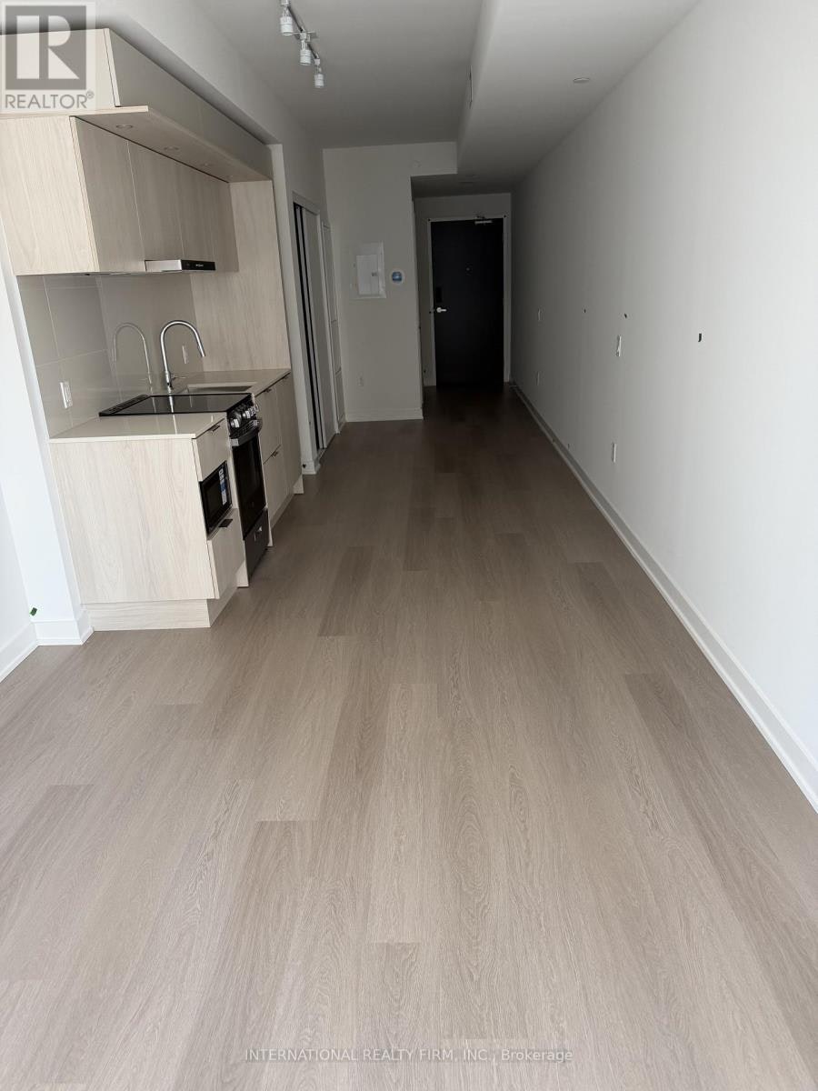 425-448 Burnhamthorpe Road W, Mississauga, ON, L5B 0R4 - 5