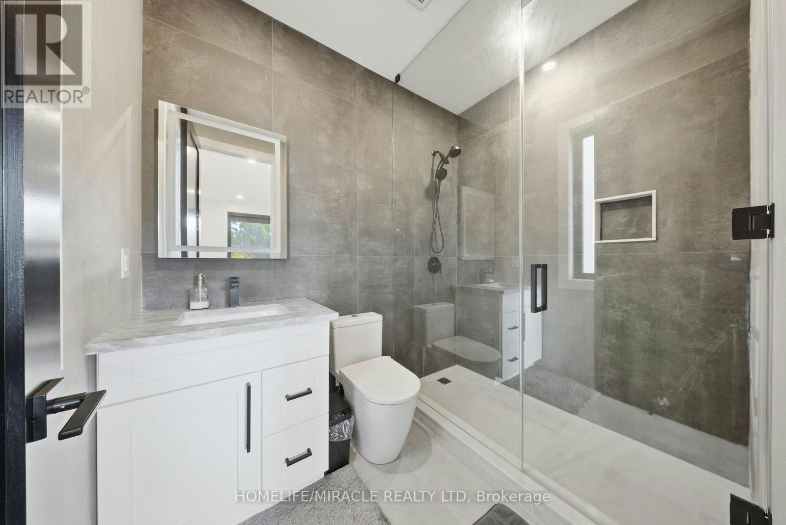 1653 Glenburnie Road, Mississauga, ON, L5G 3E4 - 14