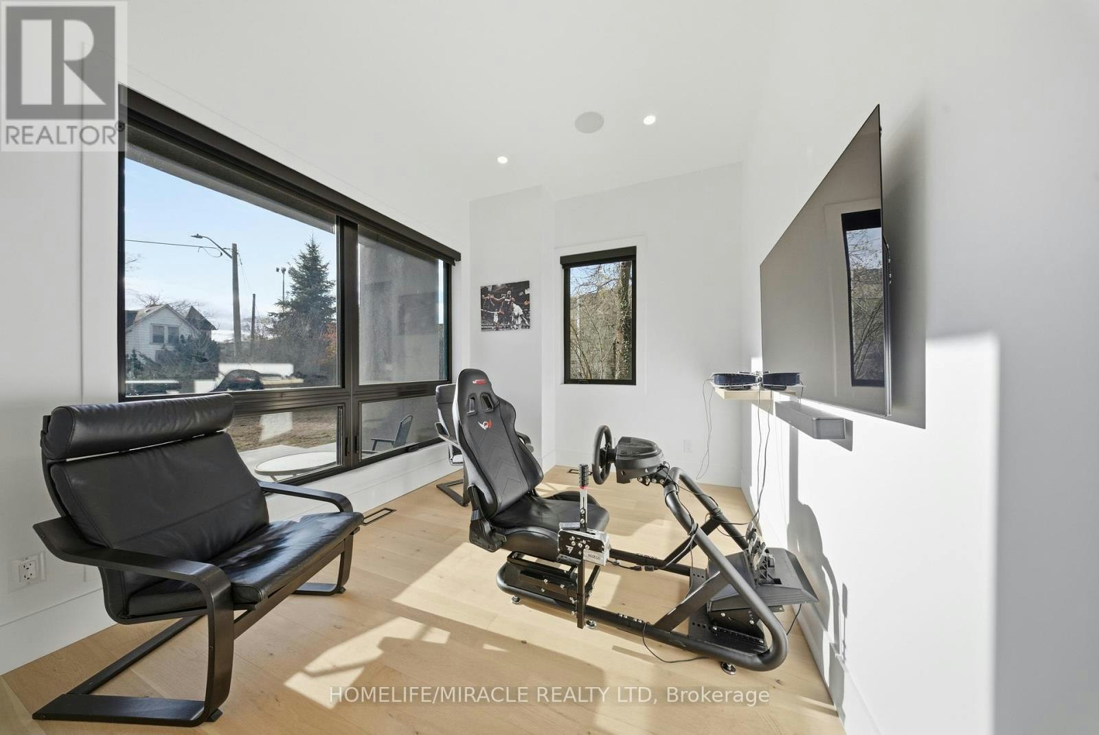 1653 Glenburnie Road, Mississauga, ON, L5G 3E4 - 3
