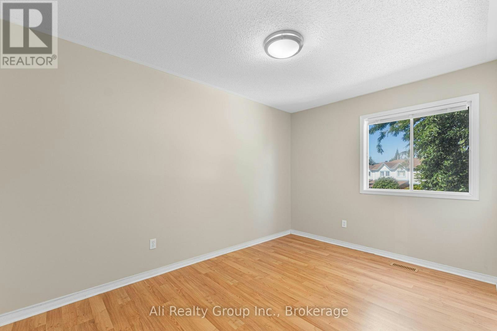 68 Piper Crescent, Ottawa, ON, K2K 2S9 - 14