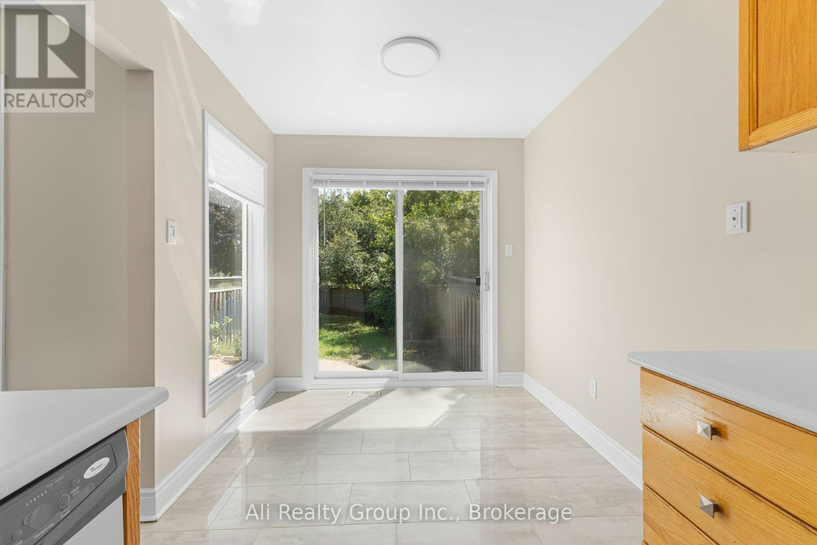 68 Piper Crescent, Ottawa, ON, K2K 2S9 - 8