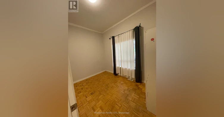 MAINFLOOR-139 Lippincott Street, Toronto, ON, M5S 2P3 - 5