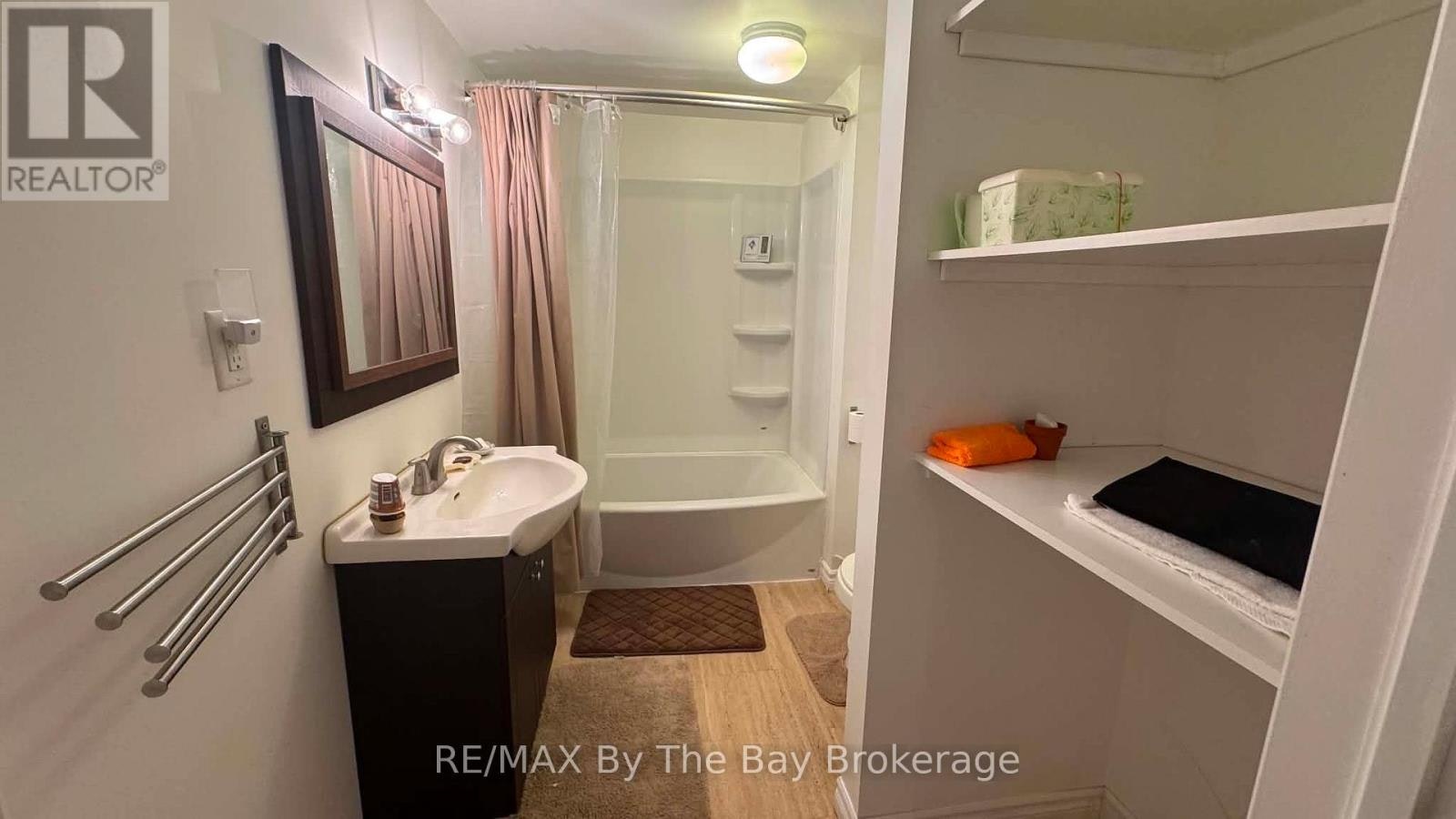 LOWER-130 Letitia Street, Barrie, ON, L4N 1P5 - 7