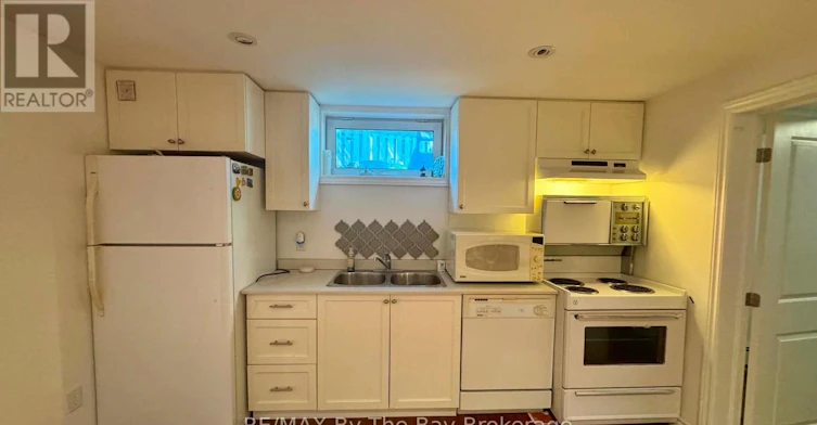 LOWER-130 Letitia Street, Barrie, ON, L4N 1P5 - 4