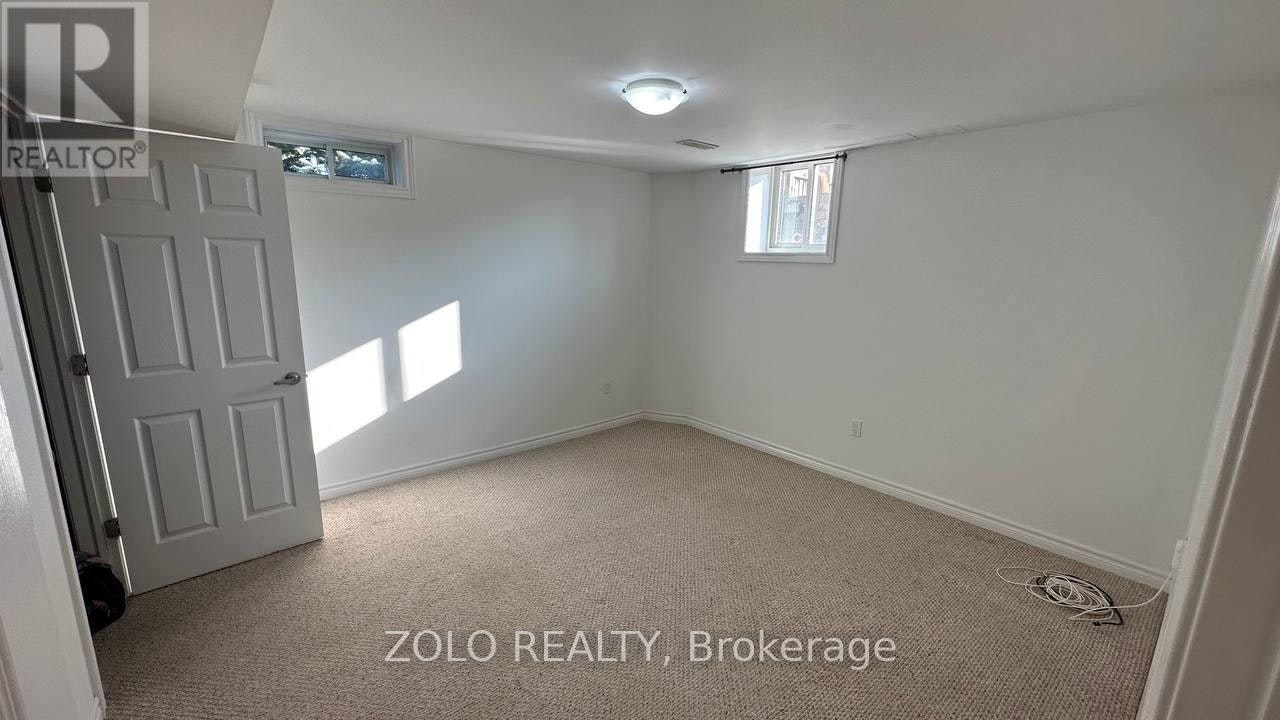 68 Milligan Street E, Bradford West Gwillimbury, ON, L3Z 0A5 - 5