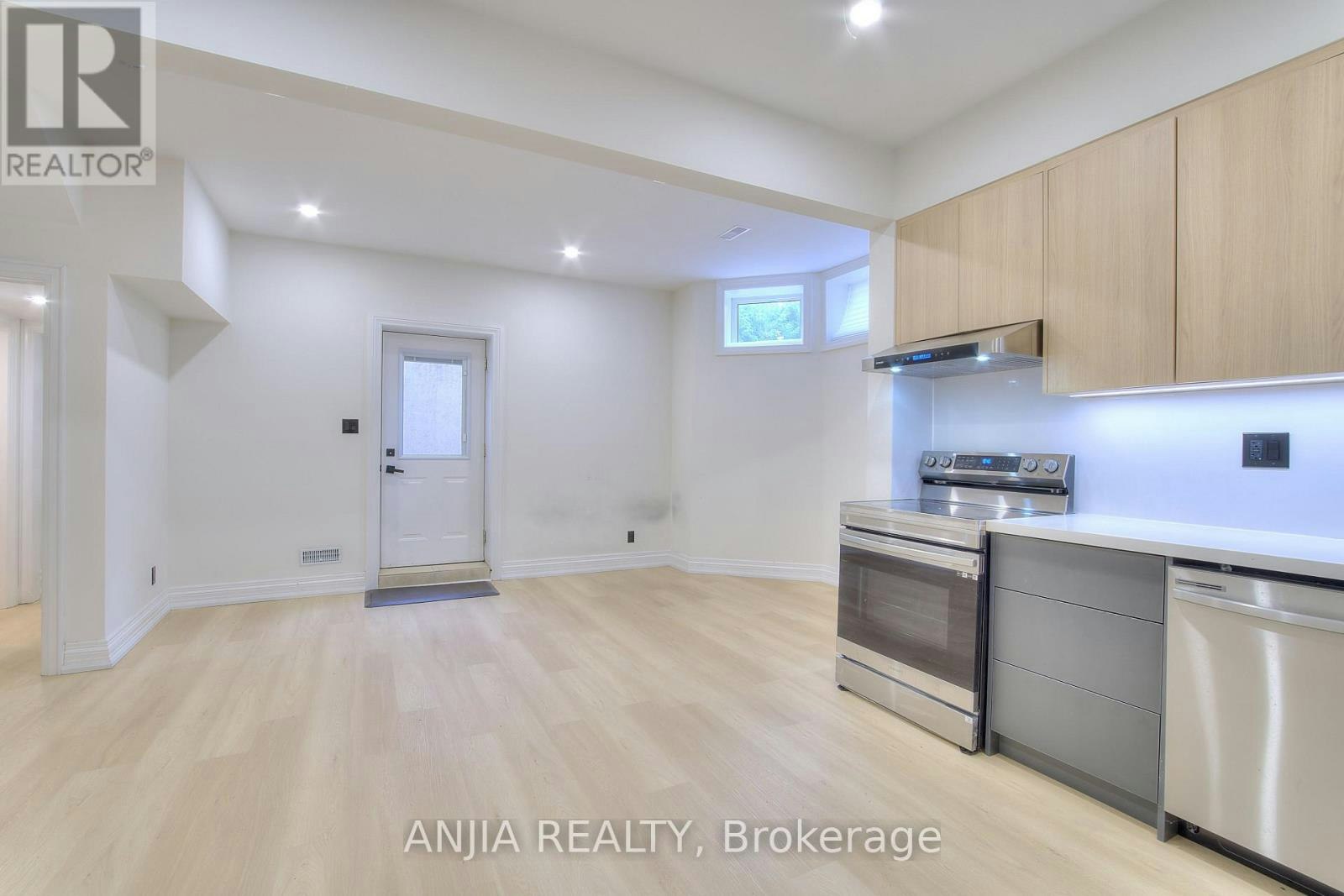 BASEMENT-16 Clarkhill Street, Toronto, ON, M2R 2G7 - 8