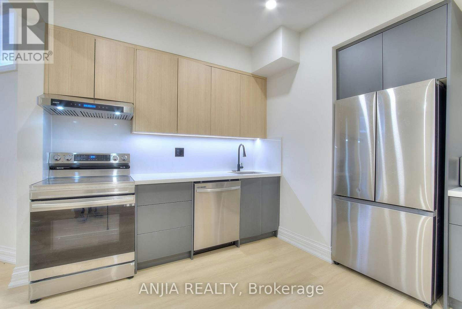 BASEMENT-16 Clarkhill Street, Toronto, ON, M2R 2G7 - 6