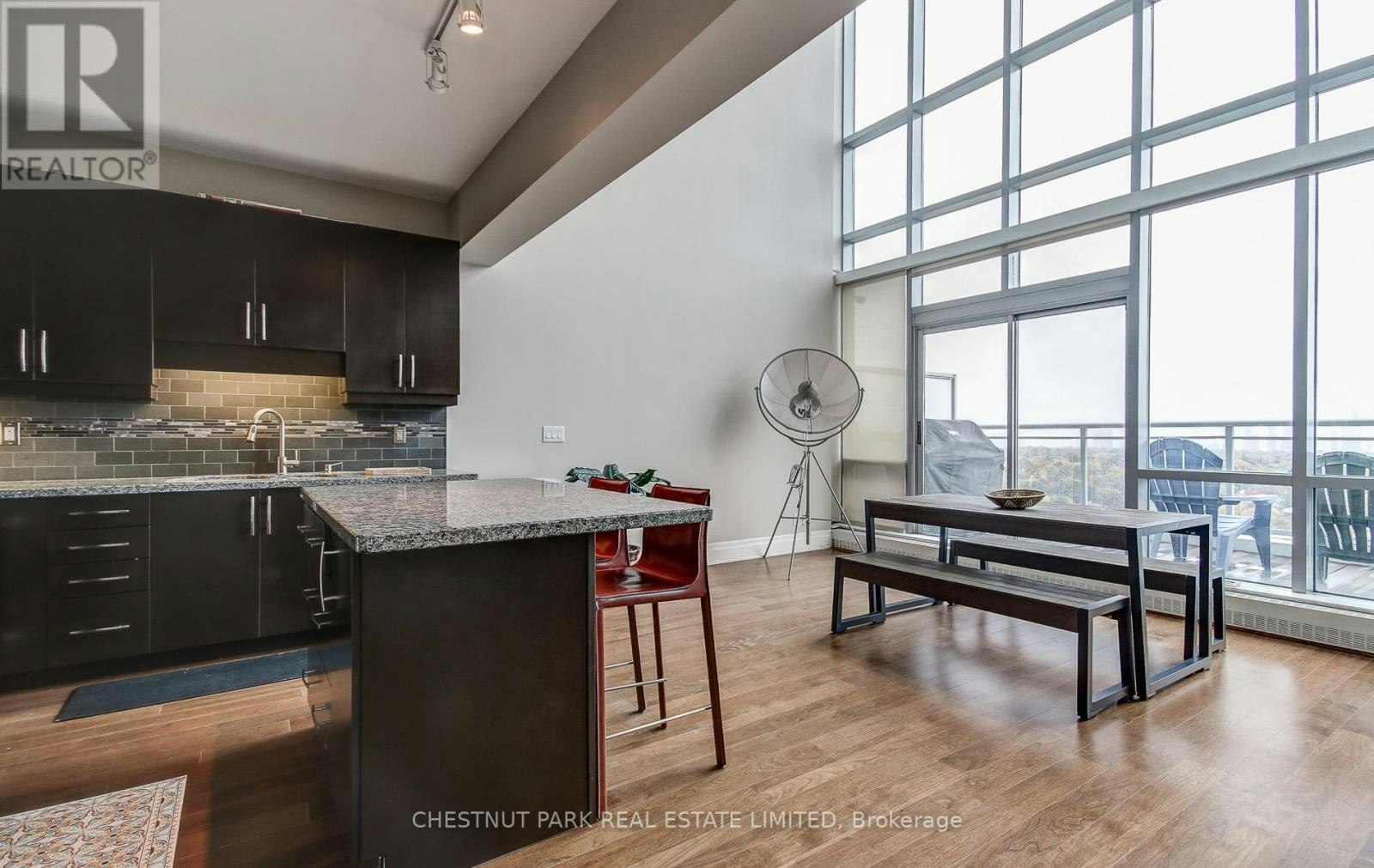 PH 05-2 Fieldway Road, Toronto, ON, M8Z 0B9 - 6