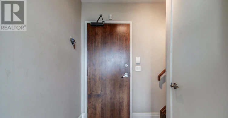 PH 05-2 Fieldway Road, Toronto, ON, M8Z 0B9 - 2