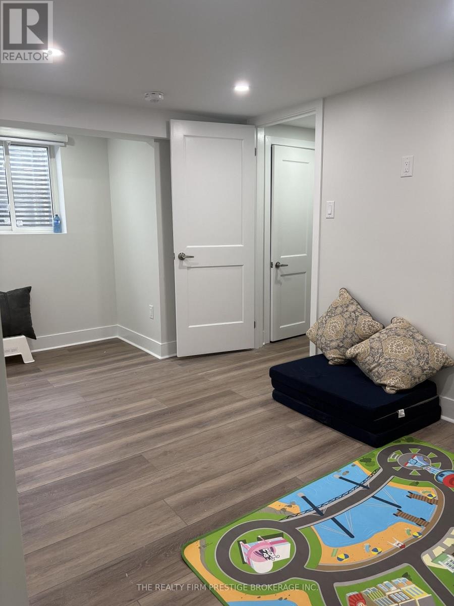 LOWER-612 Fox Mill Place, London, ON, N6J 2B2 - 14