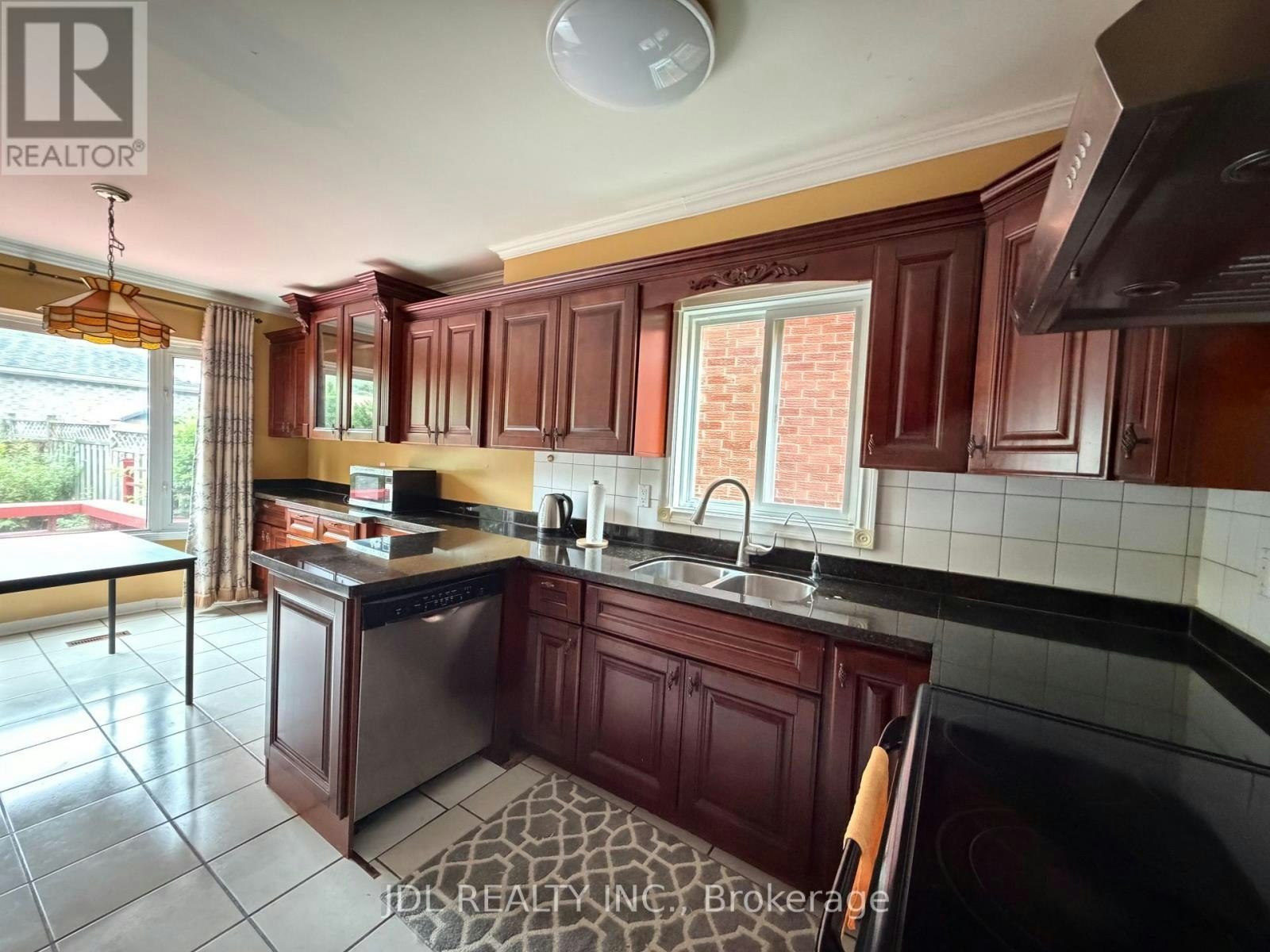 87 Strathmore Drive, Markham, ON, L3P 6K4 - 5