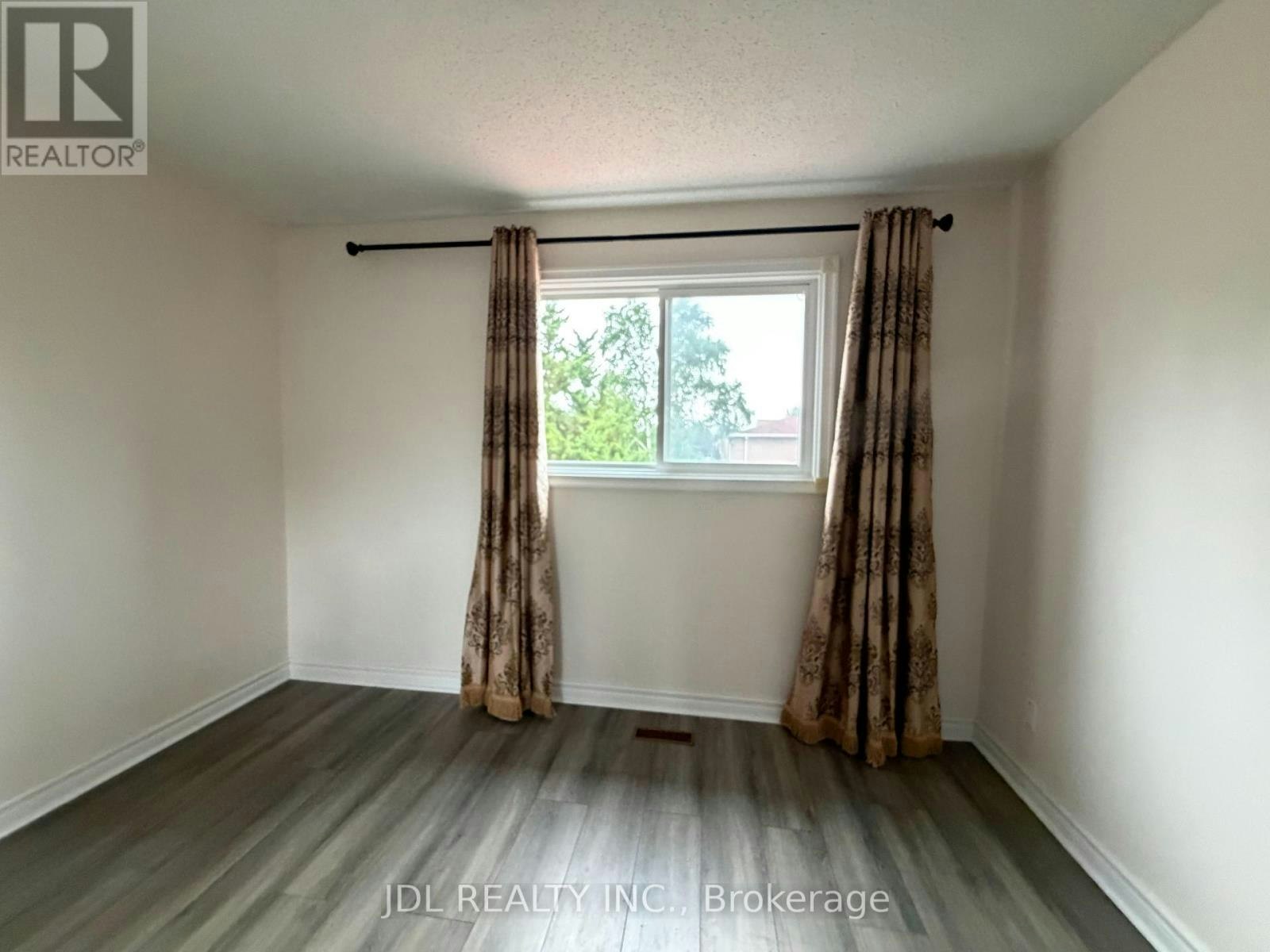 87 Strathmore Drive, Markham, ON, L3P 6K4 - 7