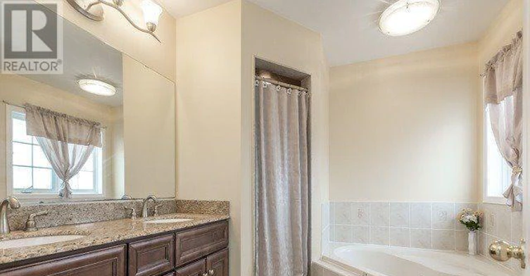 114 River Rock Crescent, Brampton, ON, L7A 2W5 - 7