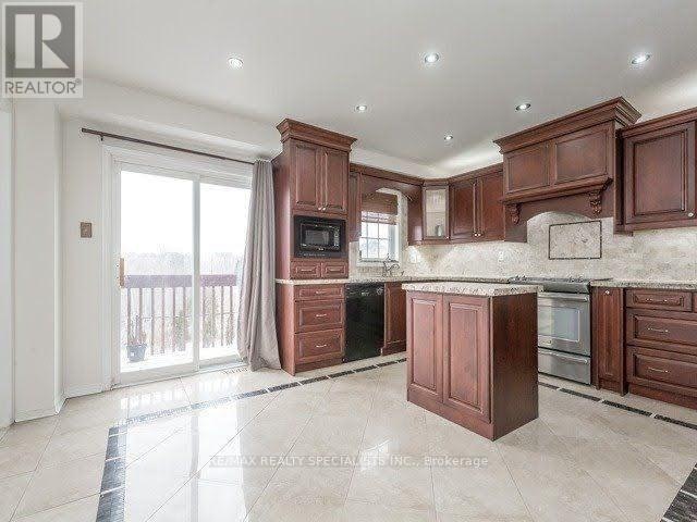 114 River Rock Crescent, Brampton, ON, L7A 2W5 - 3