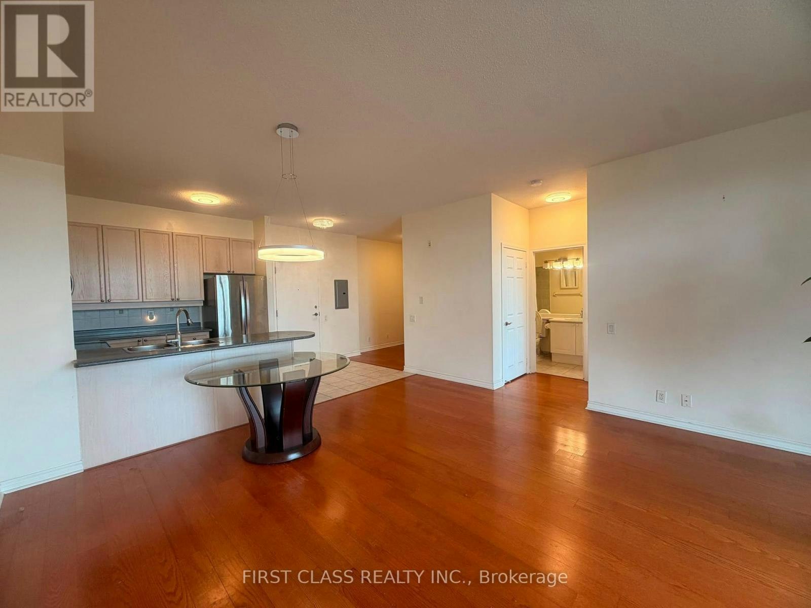 422-11121 Yonge Street, Richmond Hill, ON, L4C 0S7 - 5