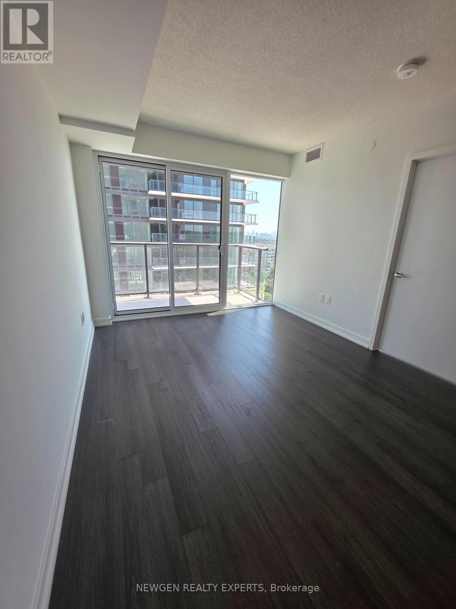 1107-4010 Eglinton Avenue, Toronto, ON, M9A 0G5 - 4