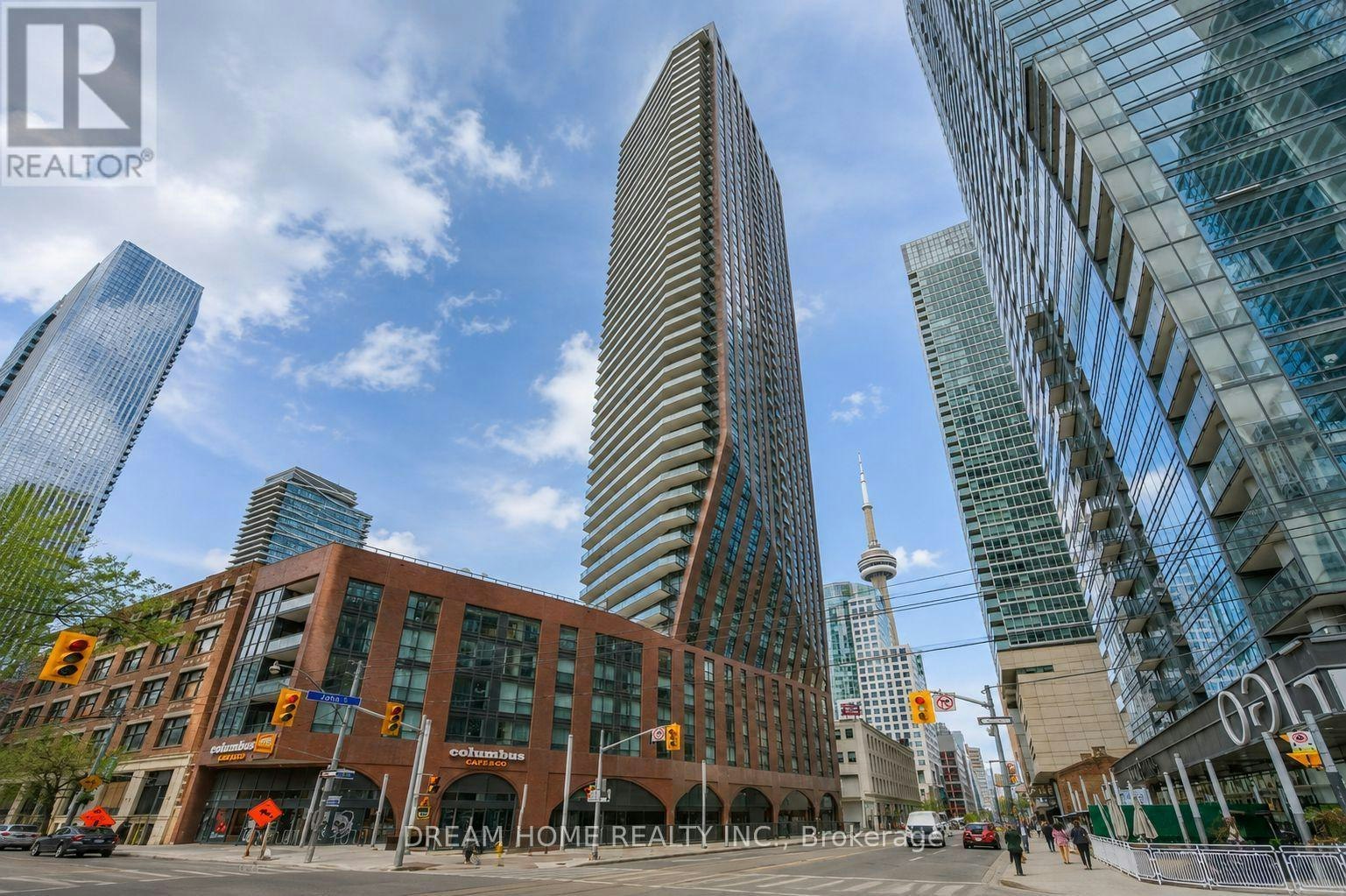 4302-99 John Street, Toronto, ON, M5V 0S6 - 2